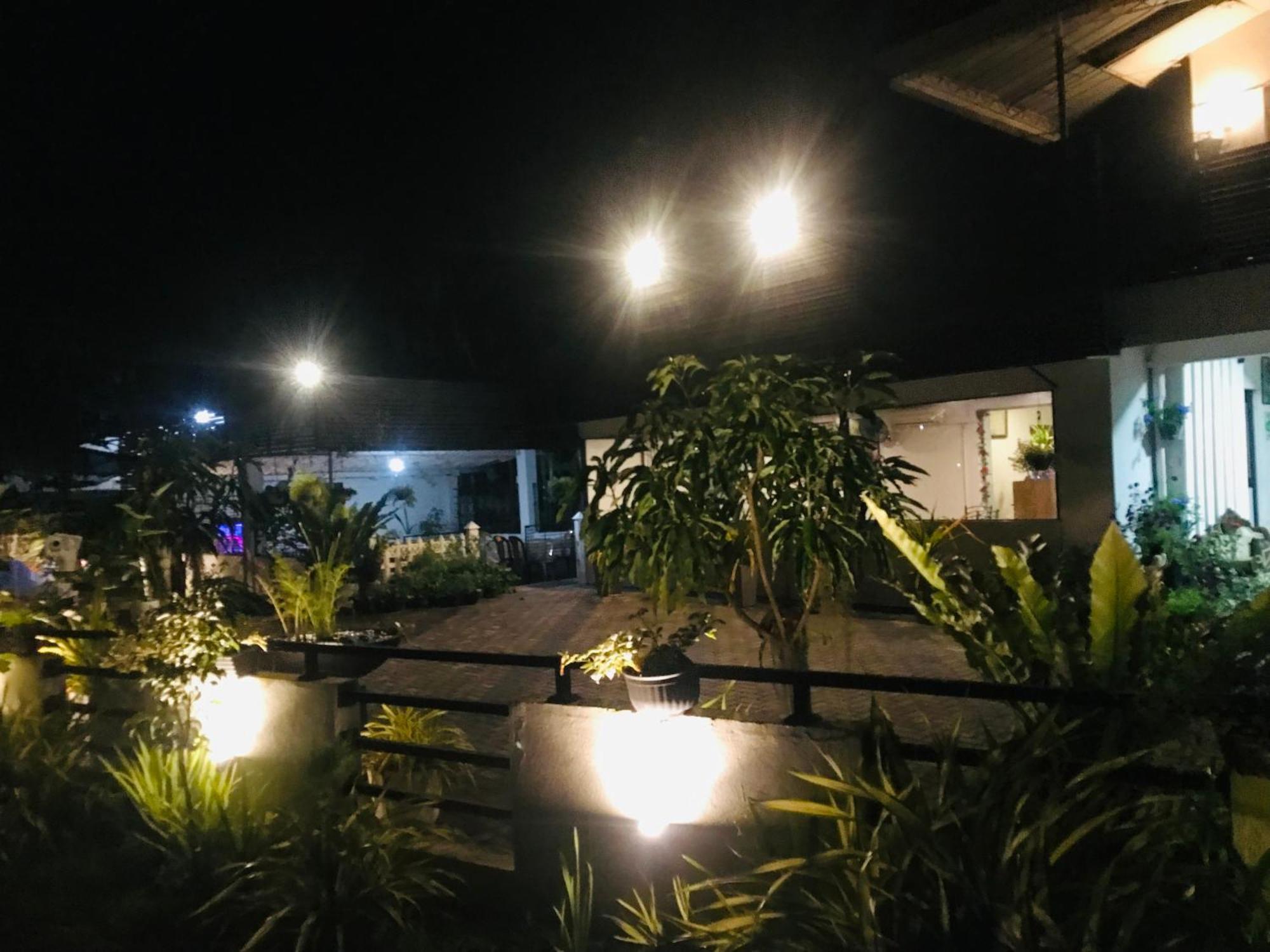 Pinidiya Resort Anuradhapura Bagian luar foto