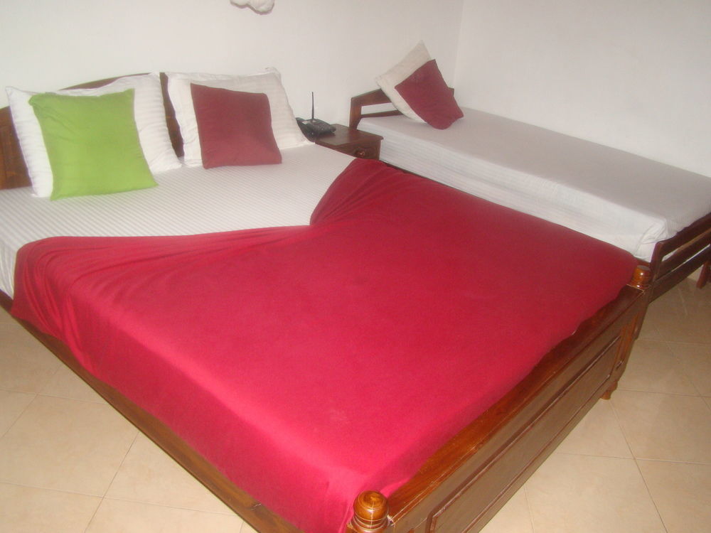 Pinidiya Resort Anuradhapura Bagian luar foto