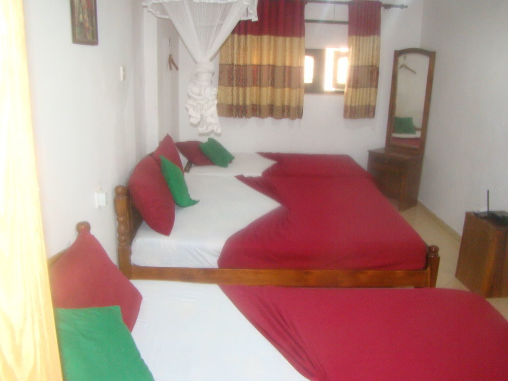 Pinidiya Resort Anuradhapura Bagian luar foto