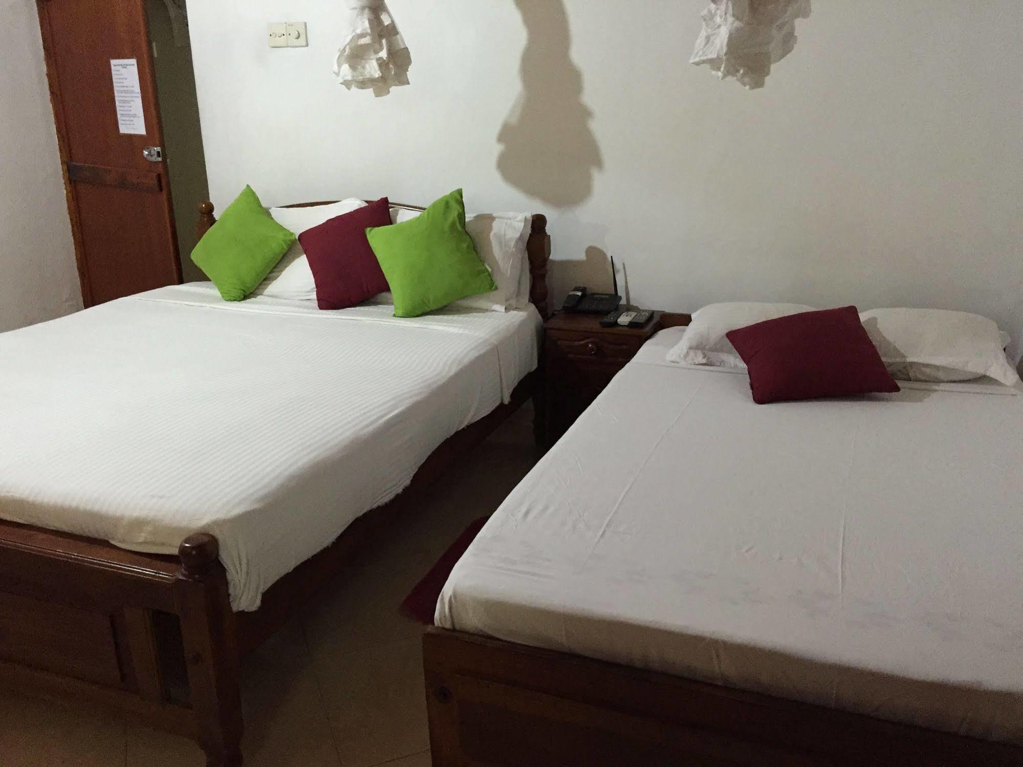 Pinidiya Resort Anuradhapura Bagian luar foto