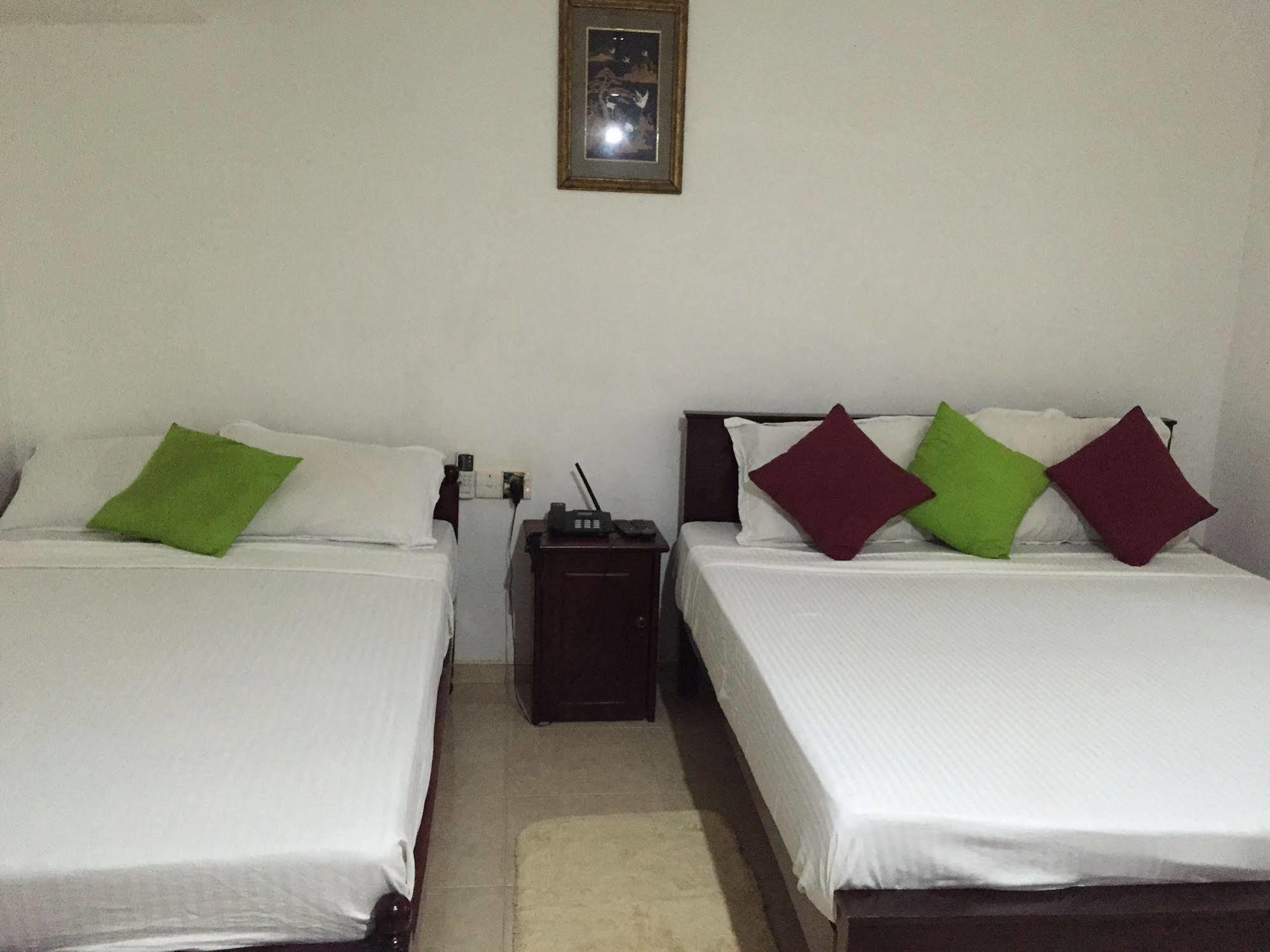 Pinidiya Resort Anuradhapura Bagian luar foto