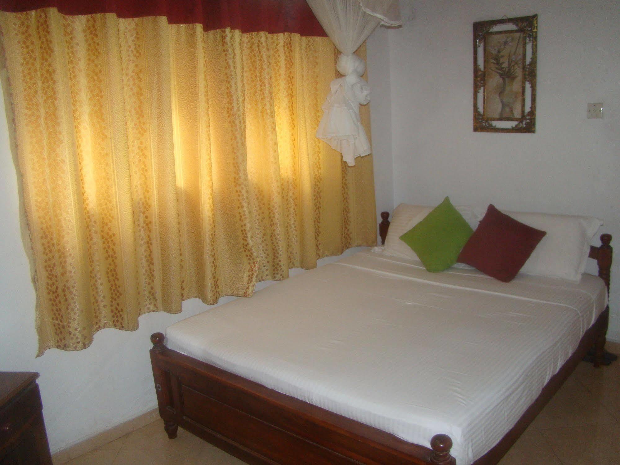 Pinidiya Resort Anuradhapura Bagian luar foto