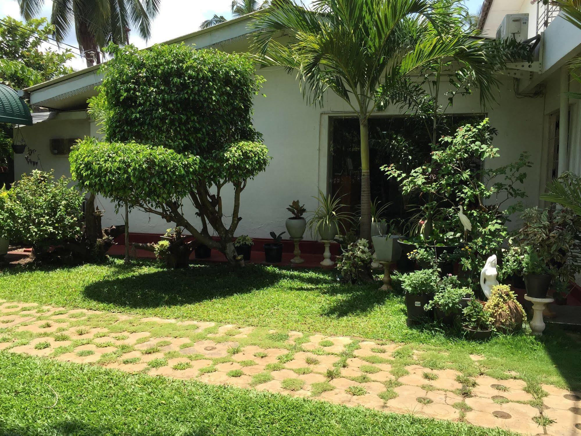 Pinidiya Resort Anuradhapura Bagian luar foto